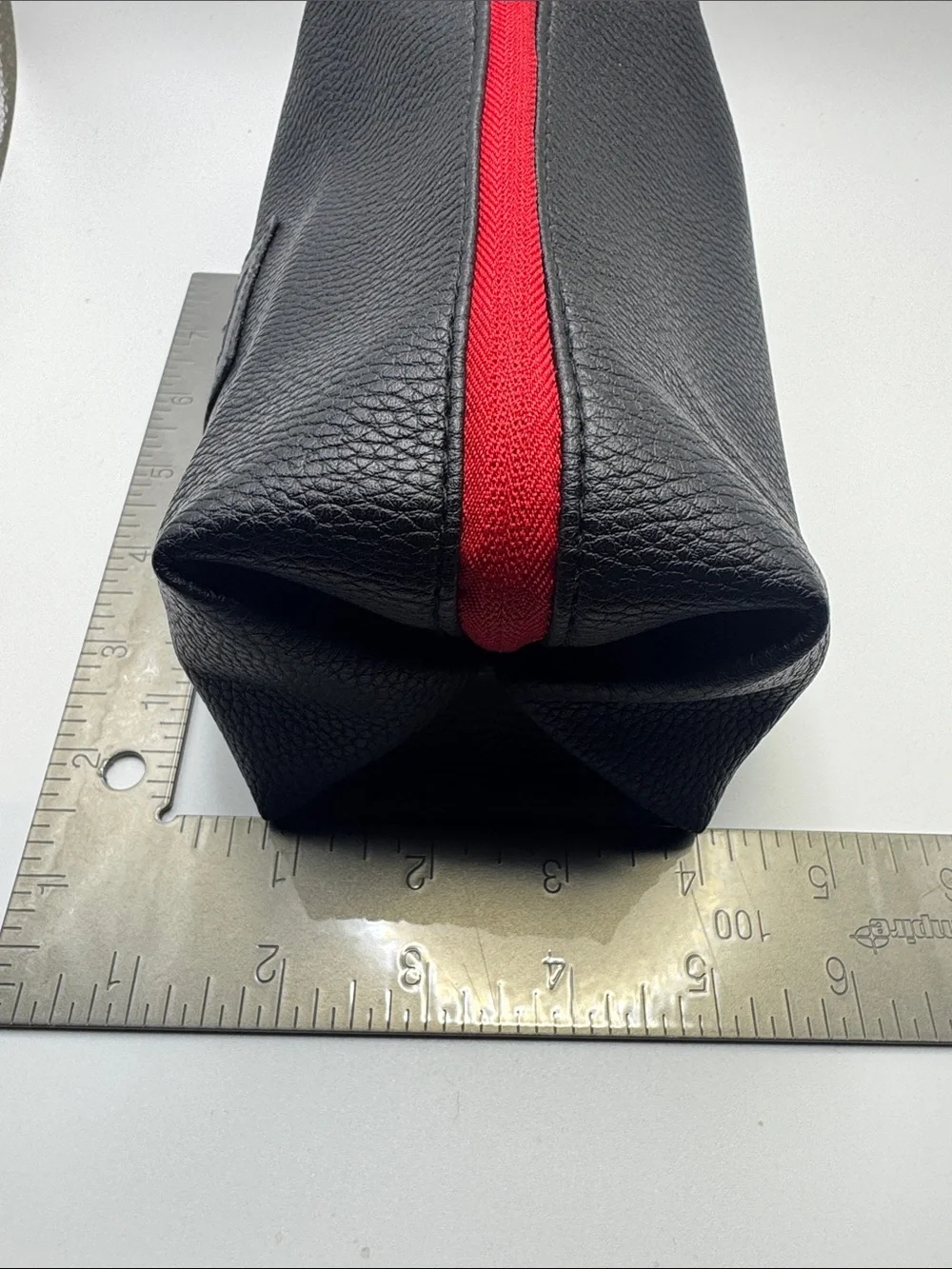 TUMI For Elal Airways First Class Cosmetic Case Black Vegan Leather Logo Zipper